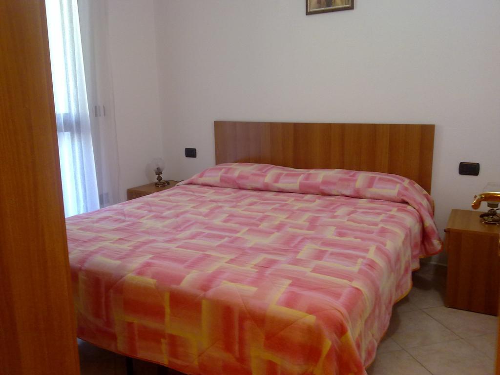 Casa Purple Lägenhet Cala Gonone Rum bild