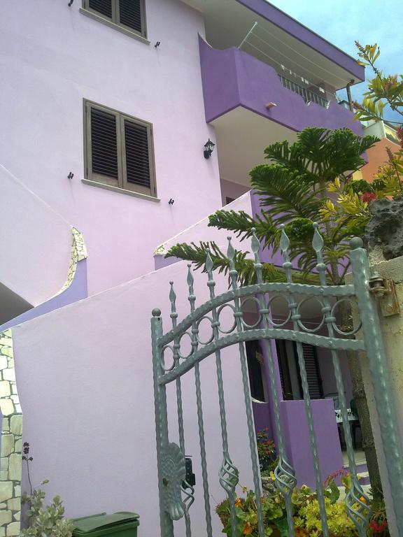 Casa Purple Lägenhet Cala Gonone Exteriör bild